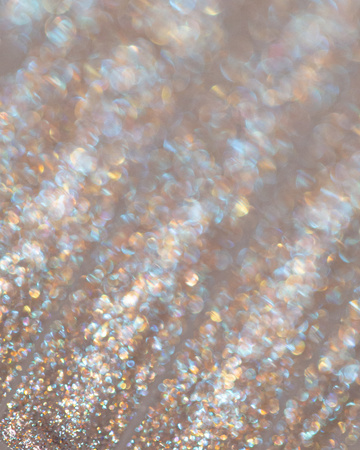 RLM x Bell Liquid Sparkling Eyeshadow 01 Polar